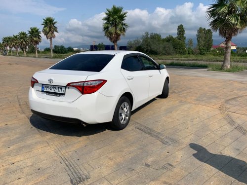 Toyota Corolla 2