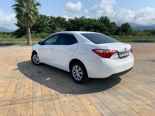 Toyota Corolla 3