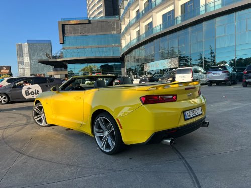 Chevrolet  Comaro 4