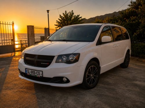 Dodge  Caravan 1
